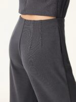 Travel-Friendly Easy-to-Take-Off Jumpsuit - Image 5