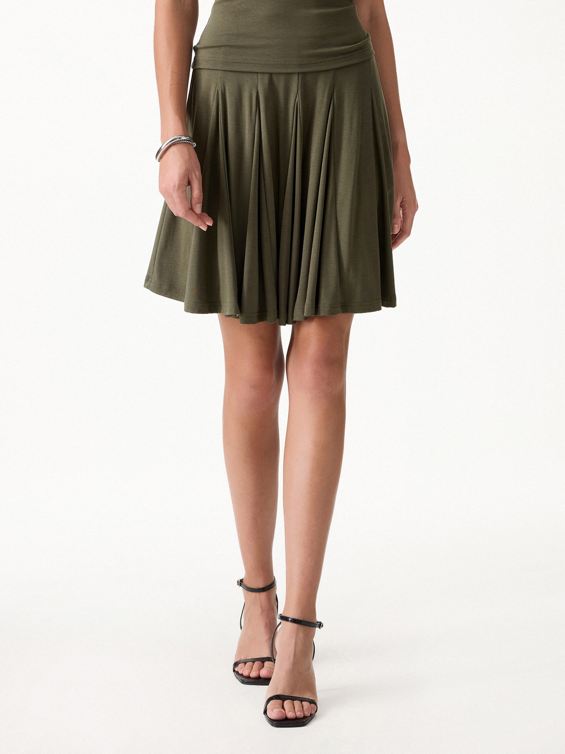 5c37eef4ae1d0589e831cb8f0901be45 CoolTouch Godet Hem Knee-Length Flare Skirt - Image 1
